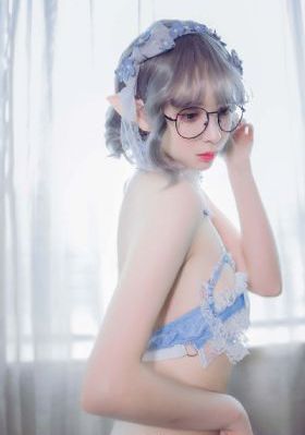 美女脱18以下禁止看尿口-迅雷电影在线完整观看